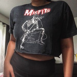 Cropped Rock Band T-shirt